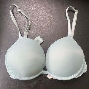 Green PINK Victoria’s Secret Wear Everywhere Super Push Up Bra 32Cl